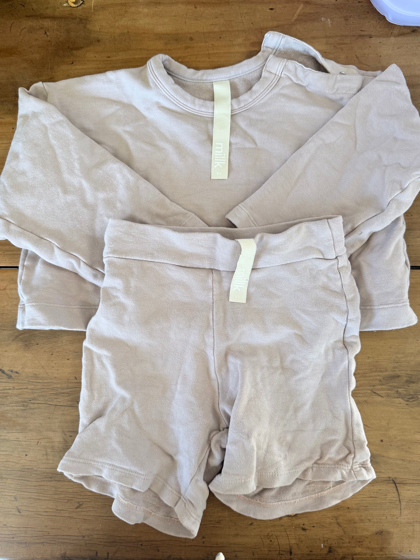 Millk set size 6