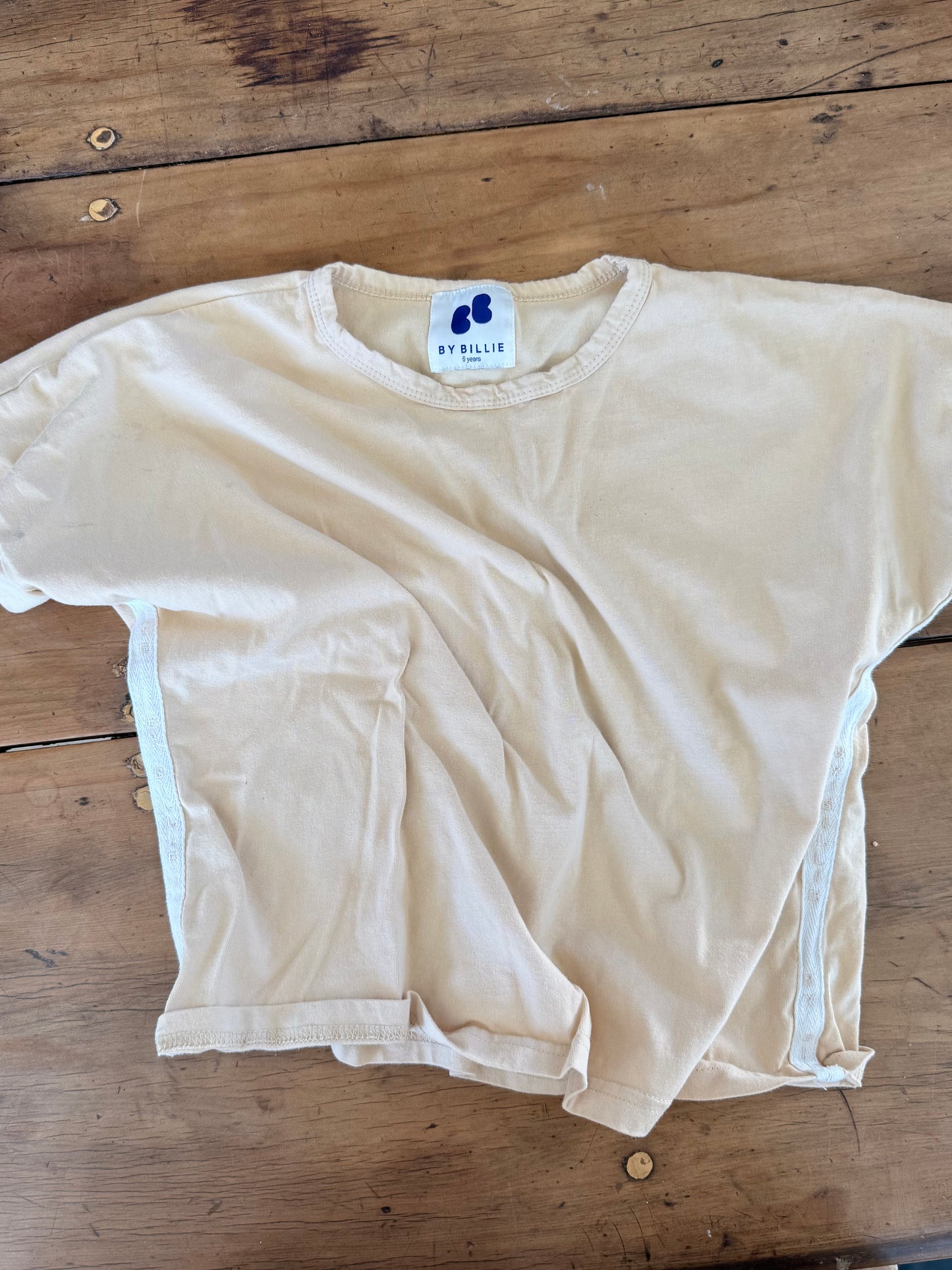 By Billie size 5