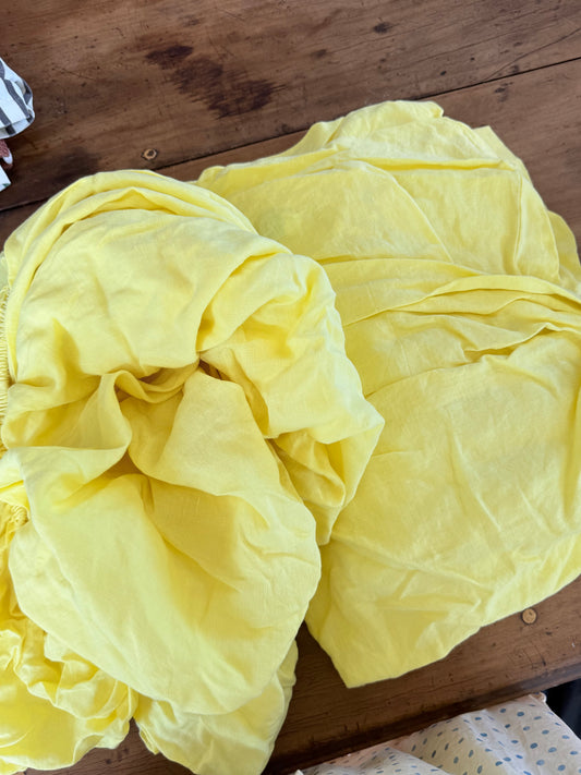 Una sol linen duvet and fitted sheet